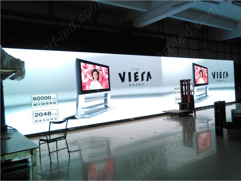 Indoor P3.91 High Definition LED Digital Signage with 500X500mm Panel