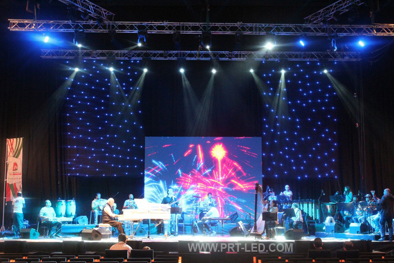 Outdoor/Indoor Rental LED Display with 500X500/500X1000mm Panel (P3.91/P4.81/P6.25)