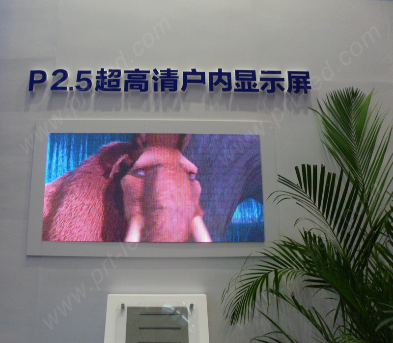 HD Indoor P2.5 LED Advertising Panel