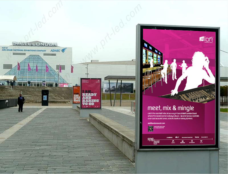High Brightness Full Color Outdoor Advertising LED Display Screen for Roadside (P5, P6)